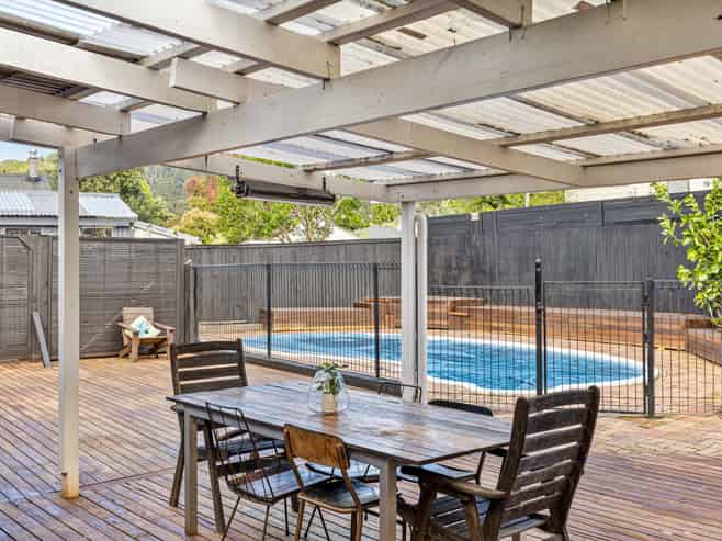 6 Coey Place, Glen Eden