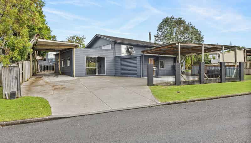 6 Coey Place, Glen Eden