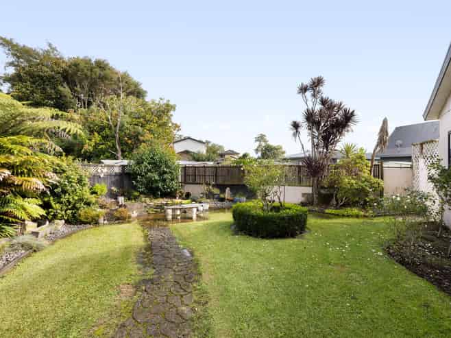 20 Essendon Court, Glenview