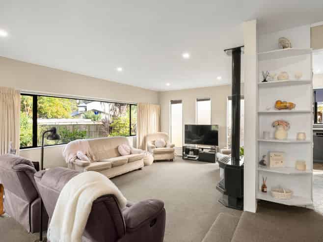 20 Essendon Court, Glenview