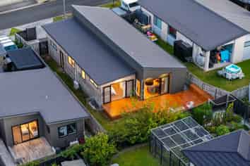 17 Patrick Rice Drive, Swanson