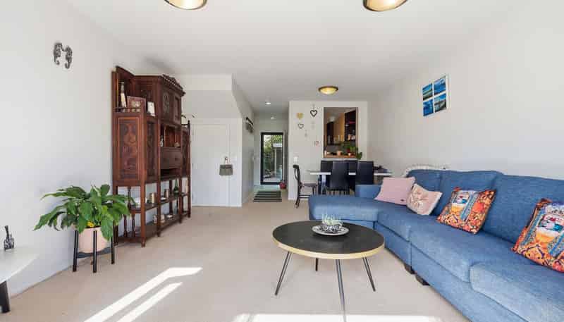 30/92 Bush Road, Albany