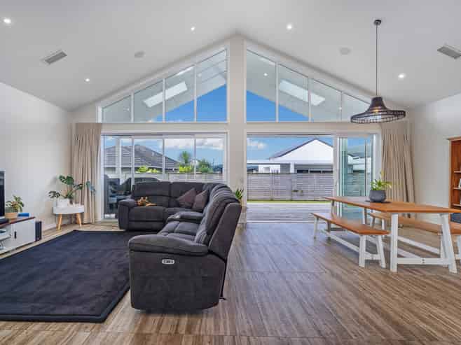 11 Onerere Drive, Whitianga