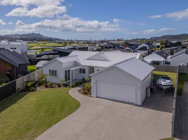 11 Onerere Drive, Whitianga