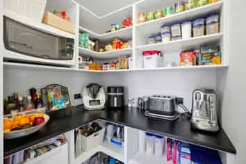 16 Thomas Way, Brightwater