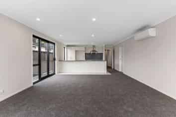 22 John Main Drive, Ramarama