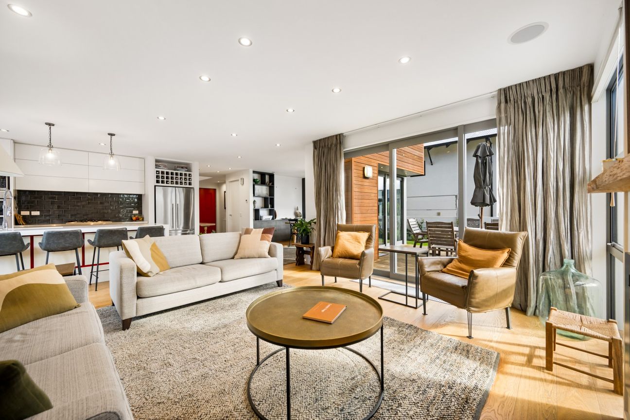 Elevated living in Bremner Bay, Wanaka