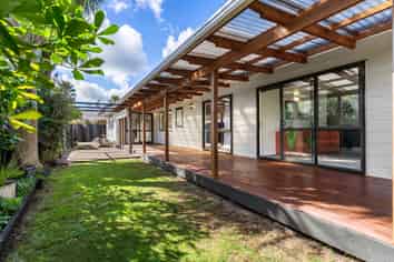 88 McRobbie Road, Kingseat