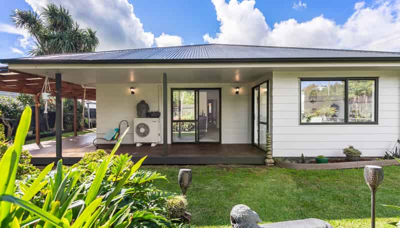 88 McRobbie Road, Kingseat