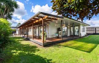 88 McRobbie Road, Kingseat