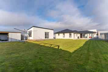 16 Thomas Street, Temuka