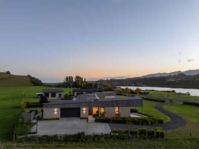 341 Horahora Road, Tirau