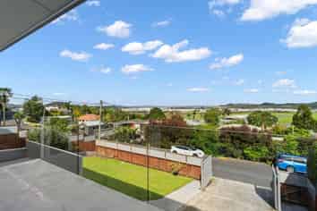 31 Tanekaha Drive, PARAHAKI