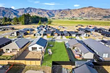 8 Gillespie Street, Lake Hawea
