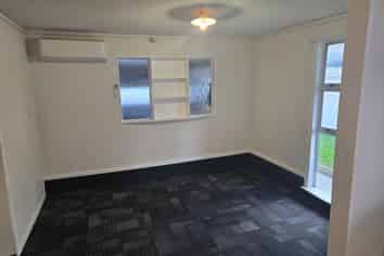 9A Witham Street, Island Bay