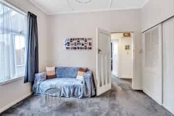 52 College Street, Caversham