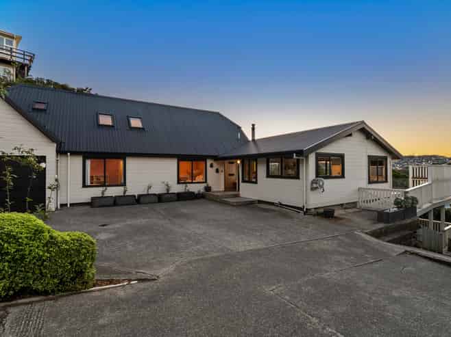 147 Seatoun Heights Road, Miramar