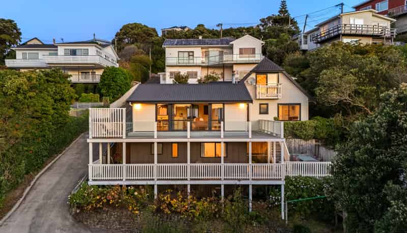 147 Seatoun Heights Road, Miramar