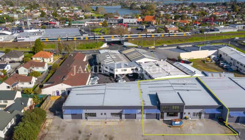 7 Old Wairoa Road, Papakura