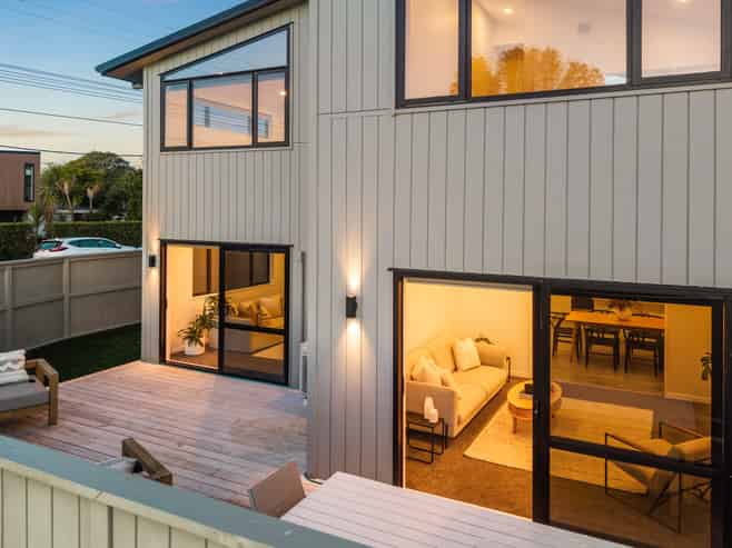 8 Renata Crescent, Te Atatu Peninsula