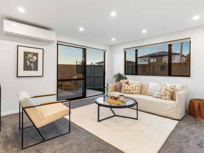 8 Renata Crescent, Te Atatu Peninsula