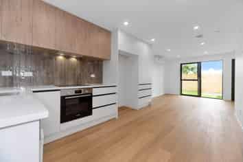4/43 Savoy Road, Glen Eden