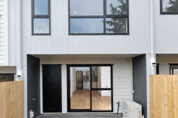4/43 Savoy Road, Glen Eden