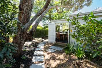 Auckland - Address withheld