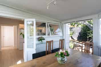 Auckland - Address withheld