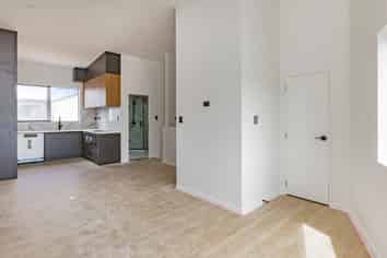 2/6C William Roberts Road, Pakuranga