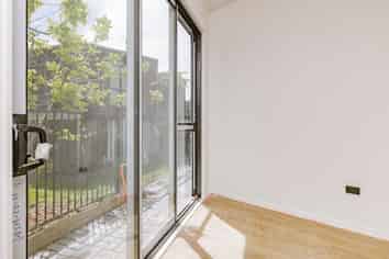 2/6C William Roberts Road, Pakuranga