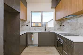 2/6C William Roberts Road, Pakuranga