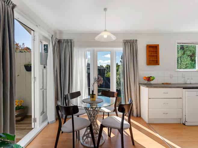 5A Woodvale Road, Glen Eden