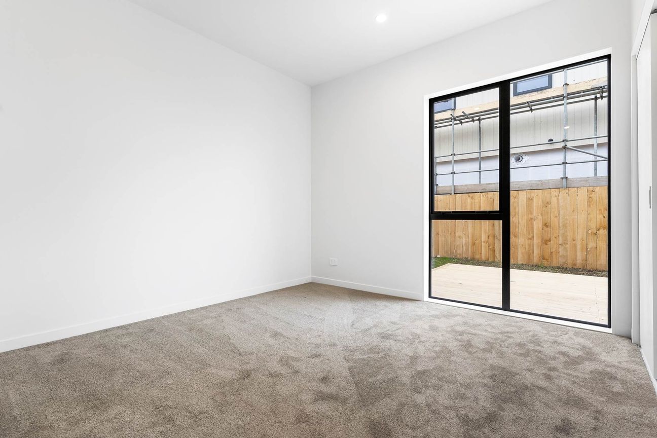 Premium Corner Site — Priced to Sell - Bild 5