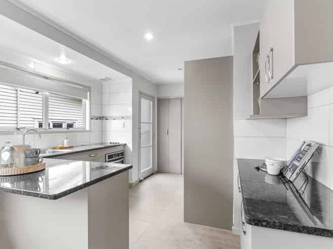2/5 Erson Avenue, Royal Oak