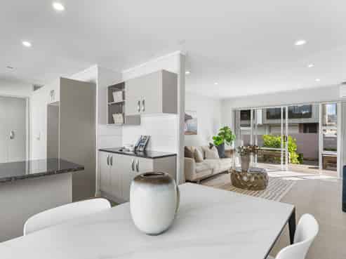 2/5 Erson Avenue, Royal Oak