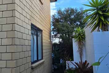 2B Tawa Crescent, Manurewa