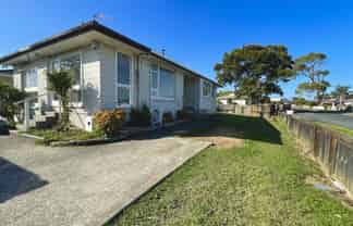 13 Chelburn Crescent, Mangere