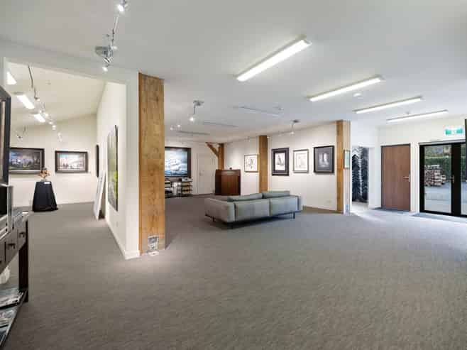 High-profile Queenstown mixed use asset