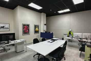 High-Exposure Office Investment - Henderson