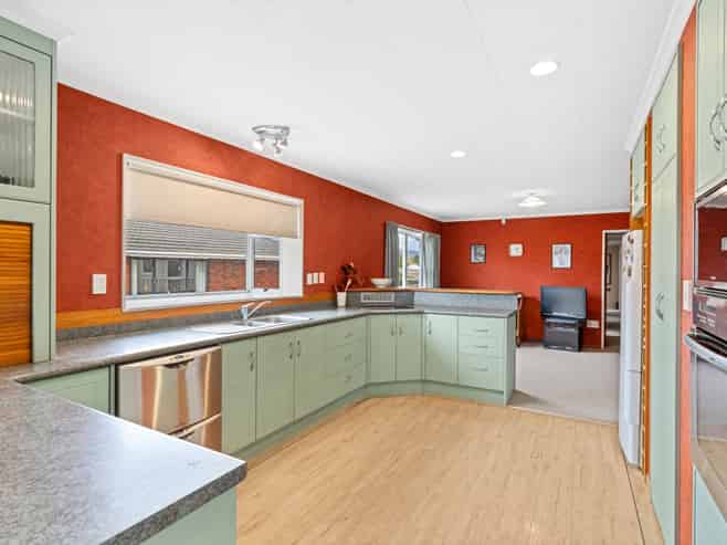 62 Kawiu Road, Levin