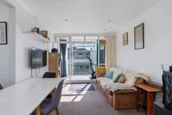 10/130B Balmoral Road, Mount Eden