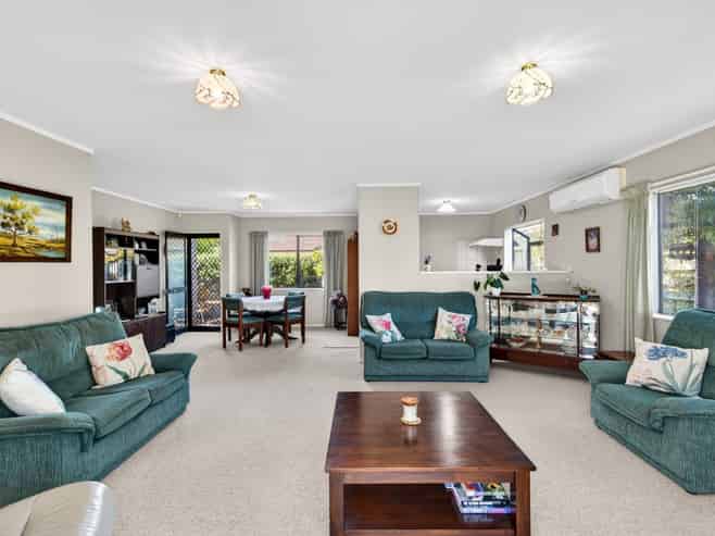 601 Beech Road, Akina