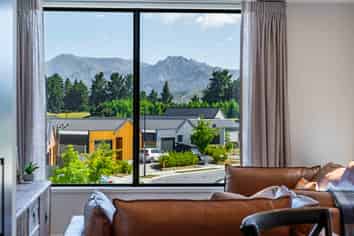 2/5 Northlake Drive, Wanaka