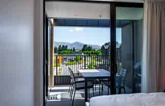 2/5 Northlake Drive, Wanaka