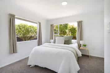 5 Pimlico Place , Newlands