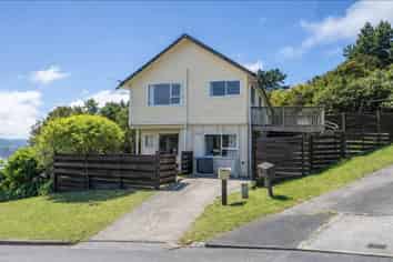 5 Pimlico Place , Newlands