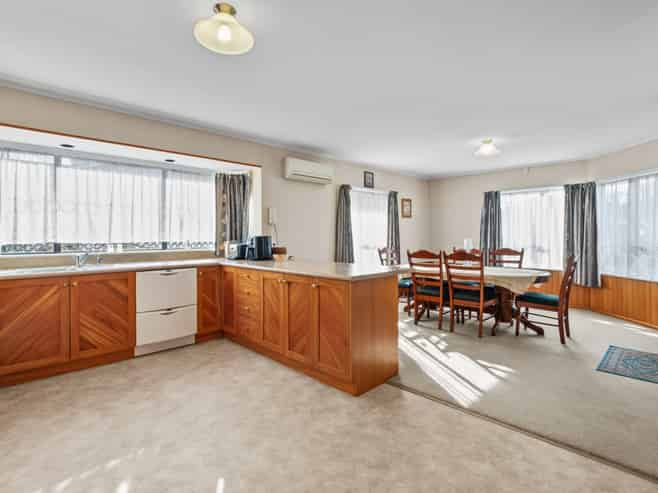 2/1 Nelson Street, Papakura