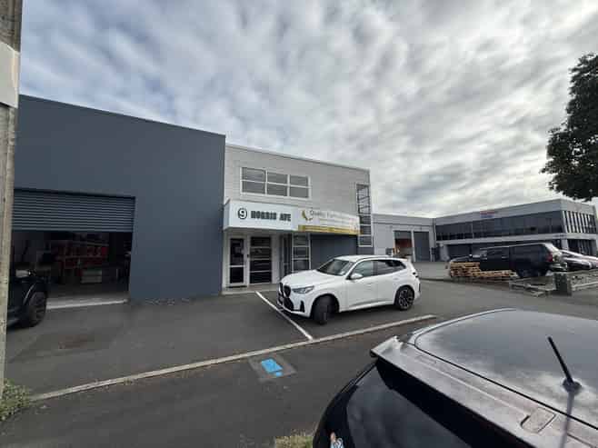 First Floor Office Option in Te Rapa