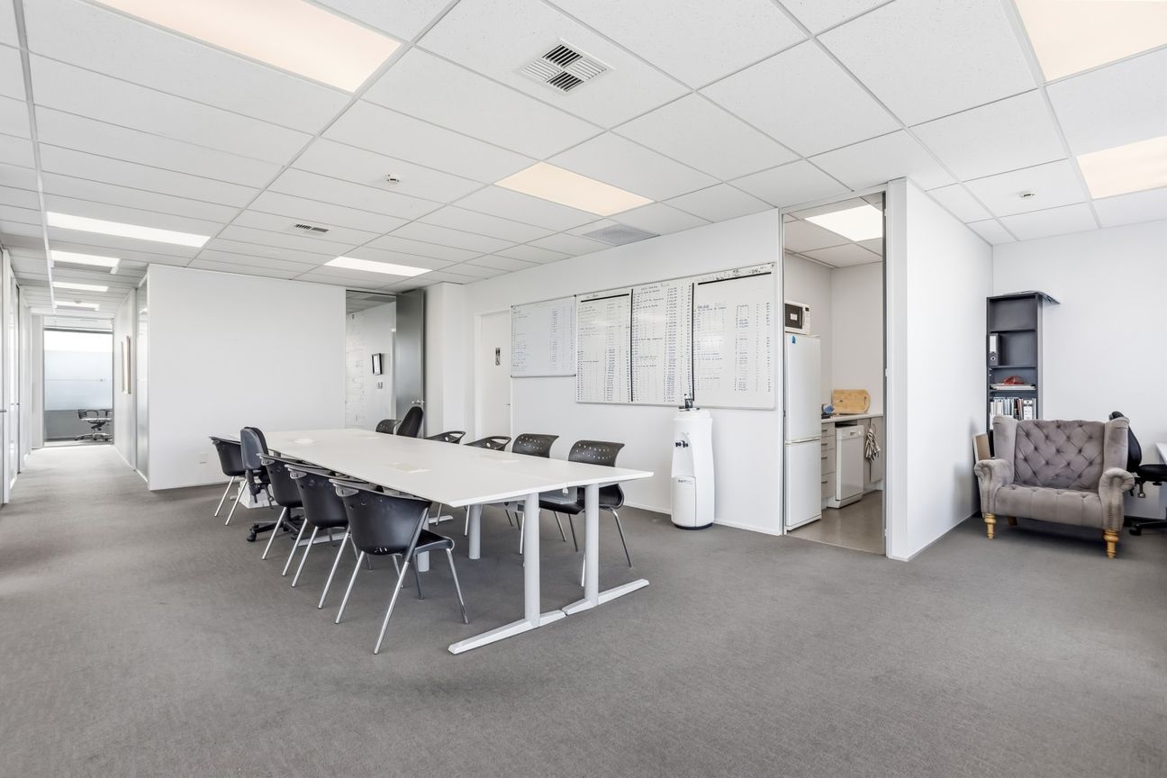Quality Albany office and a very affordable rental - Mehr